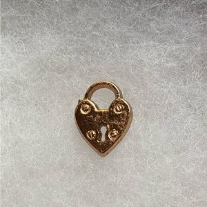 Heart padlock pendant